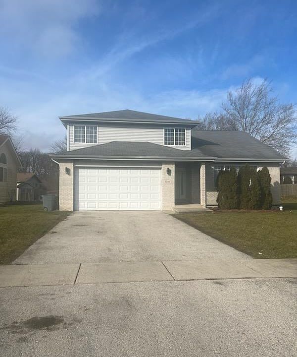 1st image of 1016 Blackhawk Dr