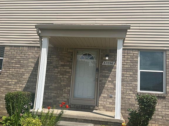 3rd image of 37096 Brynford Dr