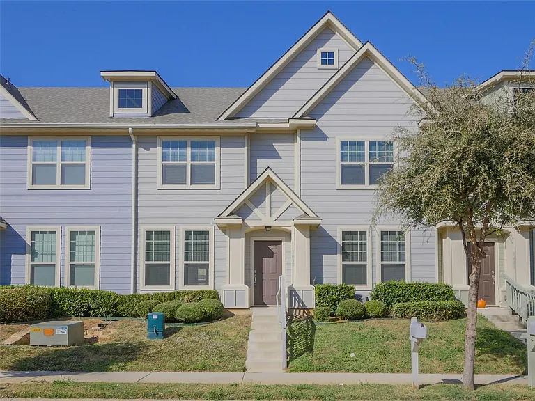 5409 Dolores Pl — Photo 1