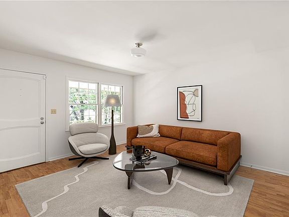 2nd image of 2569 Wilson Woods Dr