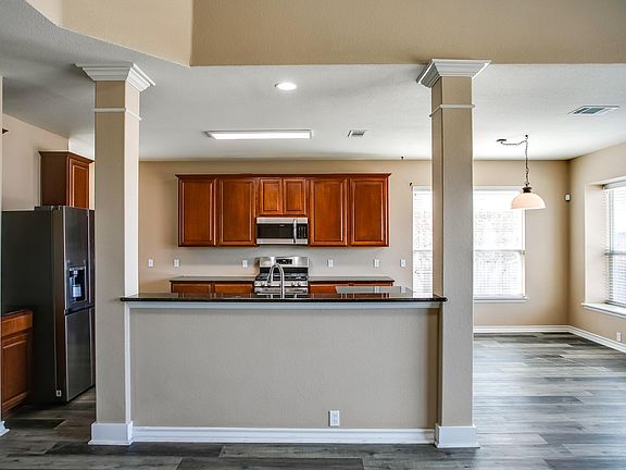 3rd image of 20804 Penny Royal Dr