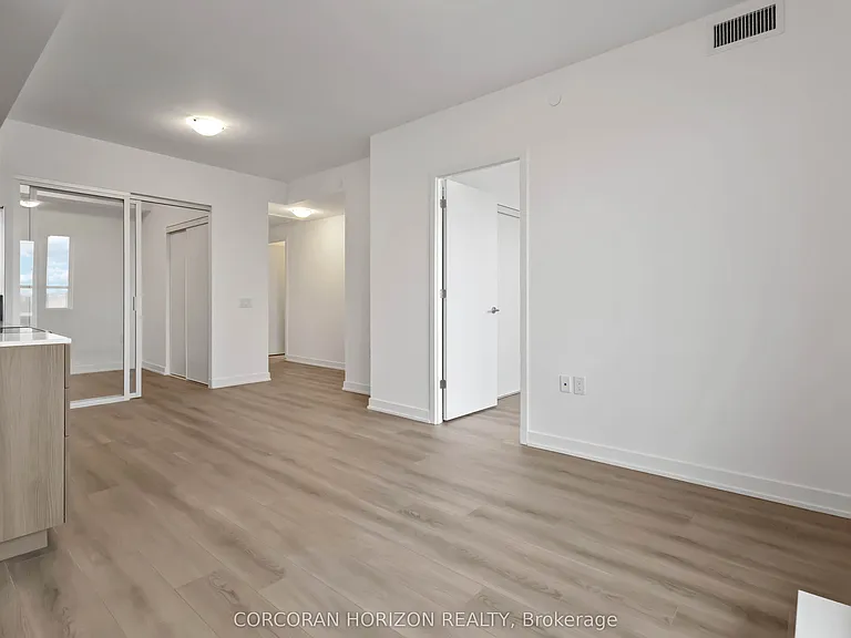 7437 Kingston Rd #413 — Photo 11