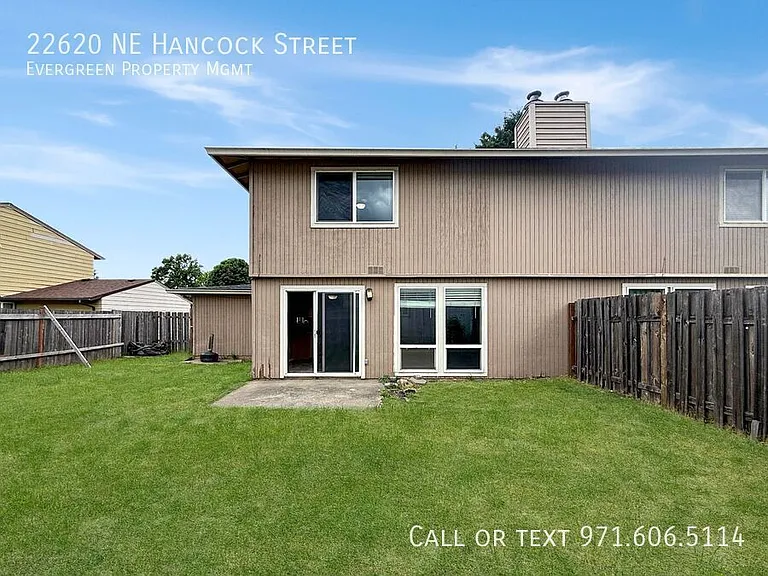22620 NE Hancock St — Photo 28