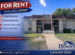 508 Lunar Ln, Coraopolis, PA 15108