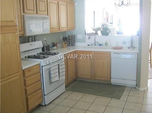 4th image of 280 Windsong Echo Dr