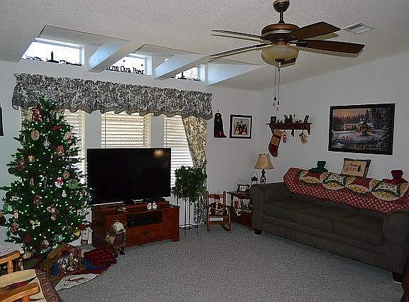 3rd image of 2223 Hollowridge Dr