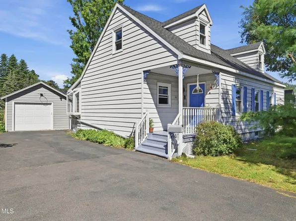 41 Park Avenue, Latham, NY 12110