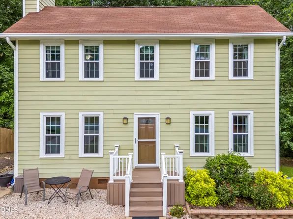 204 Forest Landing Dr, Garner, NC 27529