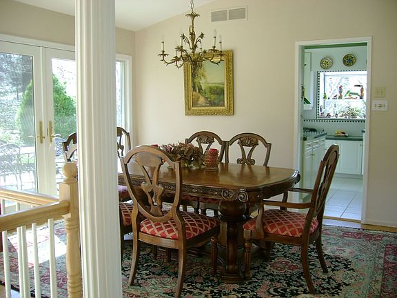 Dining Room Overlooking Garden