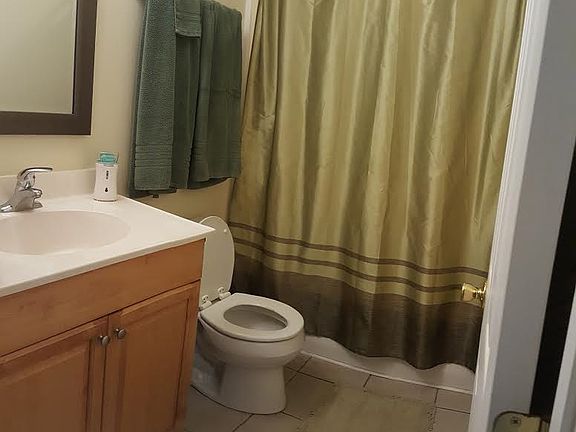 Full Guest Bath
