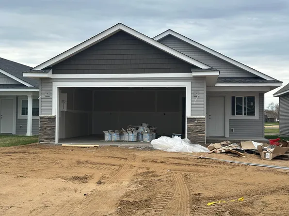 720 Cherrywood Ln, Isanti, MN 55040