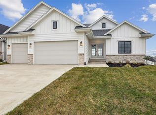 965 Ashler Dr, Waukee, IA 50263