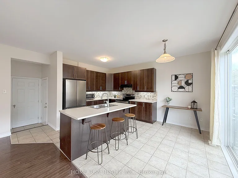 108 Sonesta Cir — Photo 15