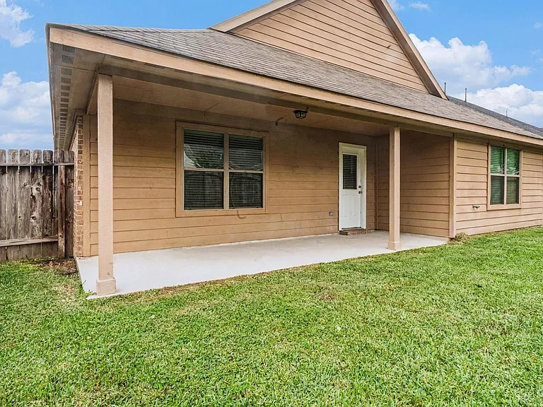 21622 Messara Ct — Photo 22
