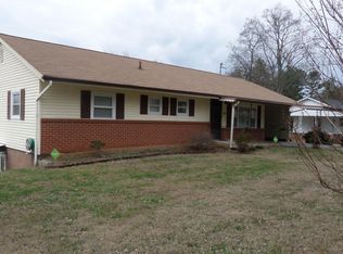115 Henley Rd, Oak Ridge, TN 37830