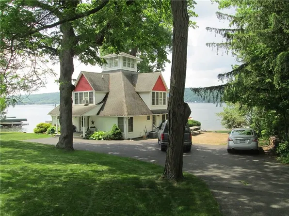 5834 E Lake Rd, Conesus, NY 14435