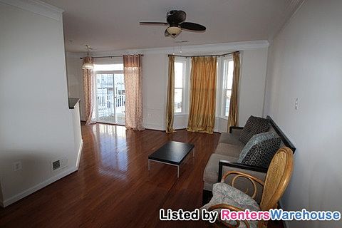 3rd image of 2507 Einstein St