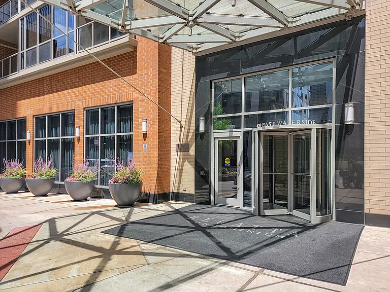 420 E Waterside Dr #1212 — Photo 1