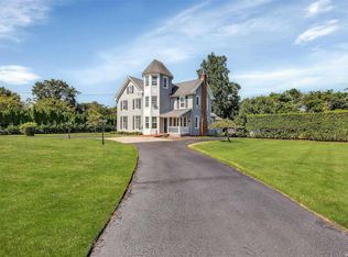 74 Union Ave, Center Moriches, NY 11934