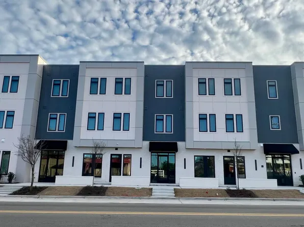 1108 Castle St #303, Wilmington, NC 28401