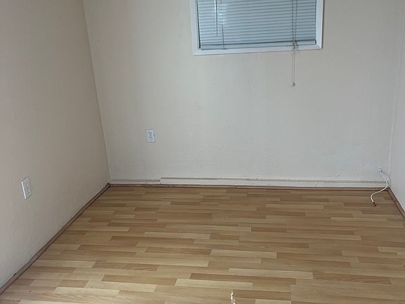 3rd image of 150 Tasso St #150