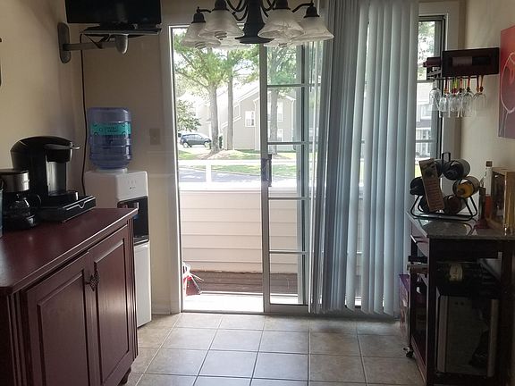 3rd image of 5190 Cypress Point Cir APT 204