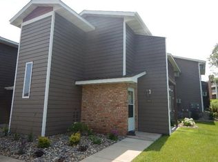 4494 Cinnamon Ridge Trl #A, Eagan, MN 55122