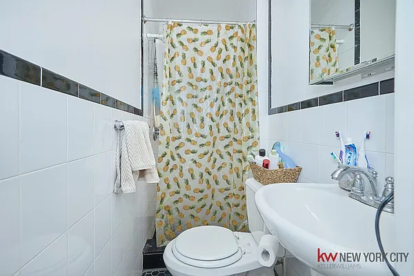 Rented by Keller Williams NYC | media 34