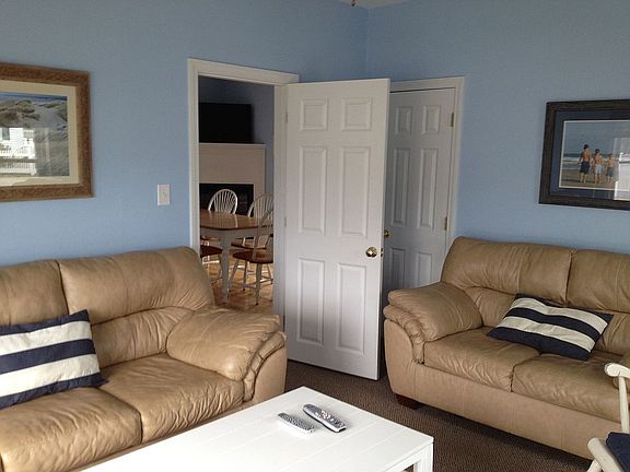 4th image of 128 Sea St Unit 11