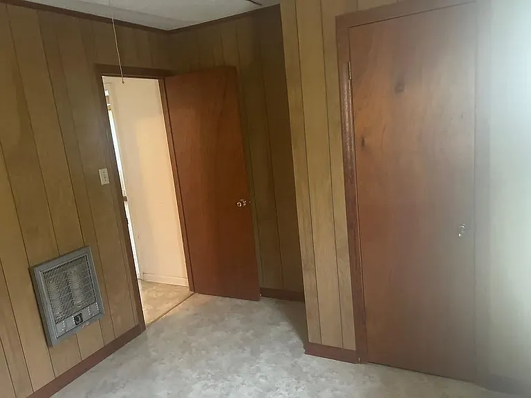 735 Douglas Dr — Photo 13