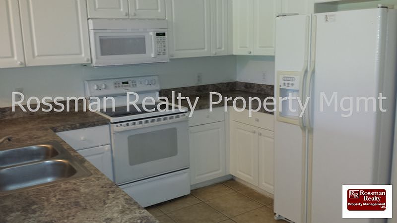1st image of 1114 Hightower Ave S