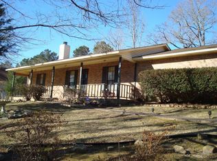 83 Deer Run Rd, Hattiesburg, MS 39402