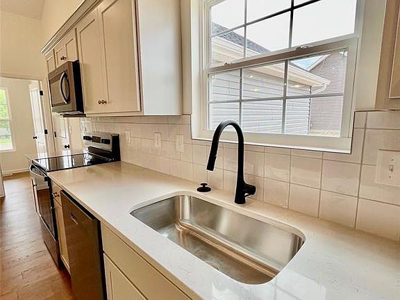 4th image of 144 Vista Vallarta Dr