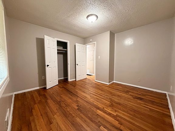 4th image of 3579 Tulip Dr