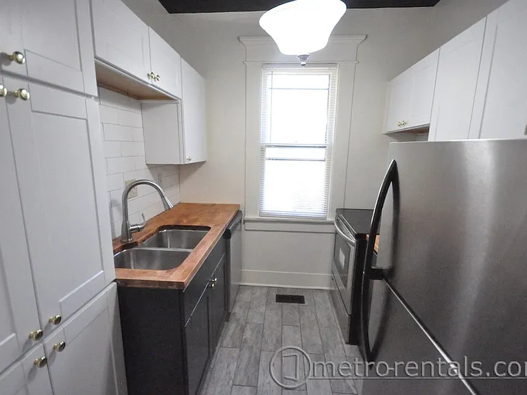 202 E 9th Ave #9 — Photo 5