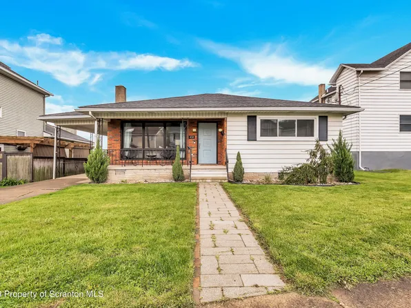 414 Moosic Rd, Avoca, PA 18518