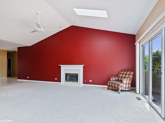 5th image of 252 N Crooked Lake Ln