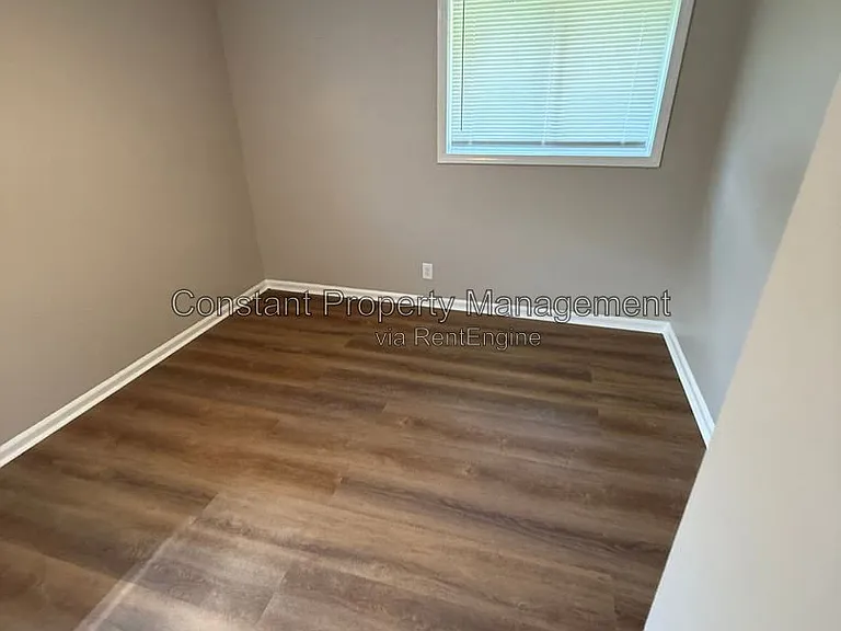 4263 Ayers Rd #4265 — Photo 9