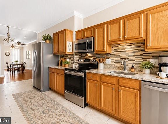 5th image of 2532 Druid Hill Ave