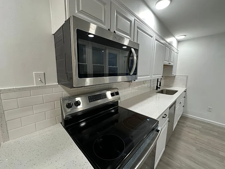 2323 Patterson Ave — Photo 22