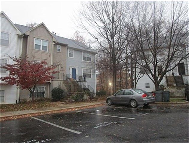 2nd image of 7272 Mahogany Dr