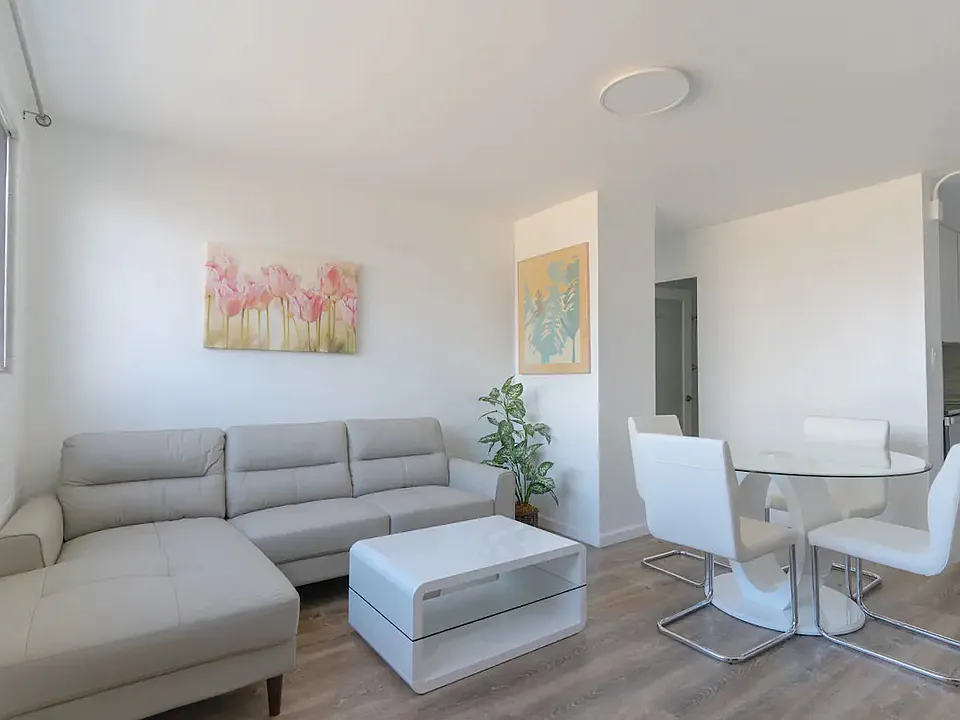 2745 Kapiolani Blvd #405