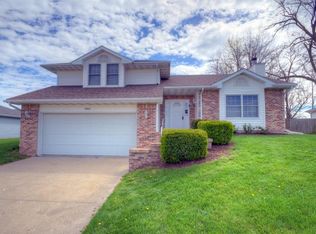 3900 Derby Ridge Dr, Columbia, MO 65202