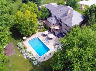 7 Harvest Glen Ct, Hawthorn Woods, IL 60047