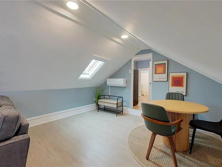 382 Spring St #3 — Photo 6
