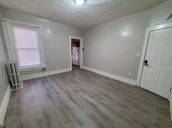 426 W Liberty St APT 1