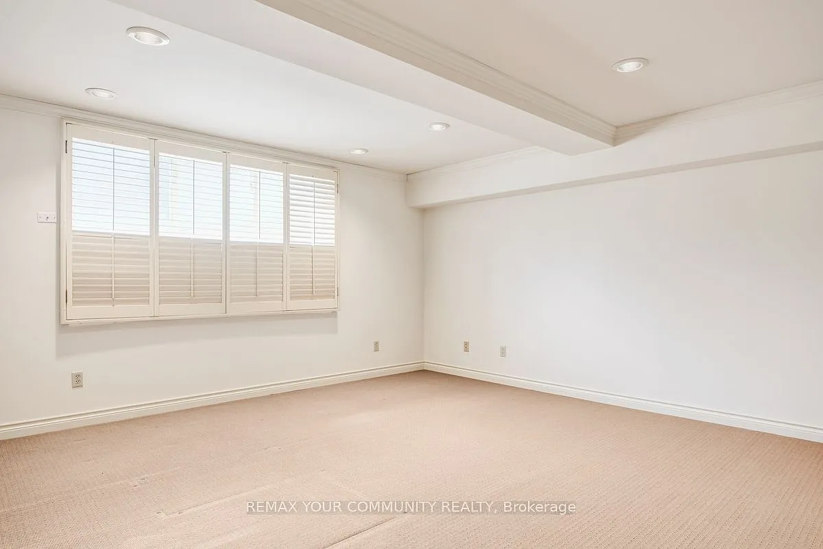 3 bed, $2,000 — Photo 4