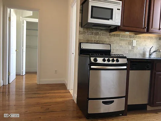 Rented by Corcoran | media 11