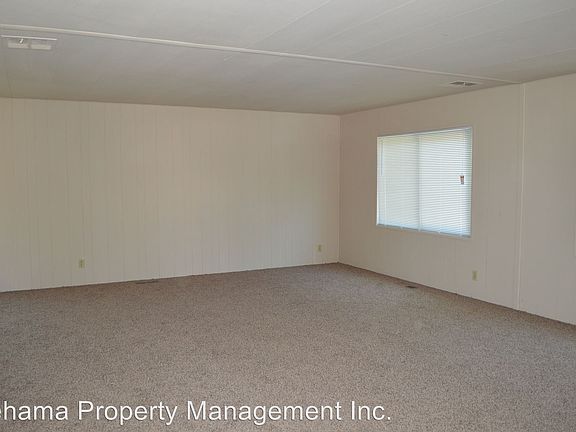 3rd image of 25273 Grant St