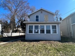 410 Illinois St, Lemont, IL 60439